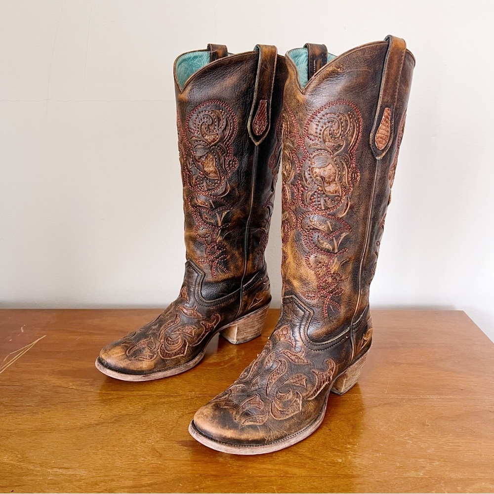 Corral Brown and Red Embroidered Heeled Boots